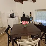 Bed & Breakfast La Tana Dei Corgi 4*