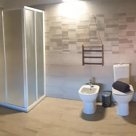 La Tana Dei Corgi Bed & Breakfast 4*