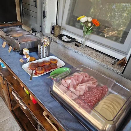 Bed & Breakfast La Tana Dei Corgi 4*